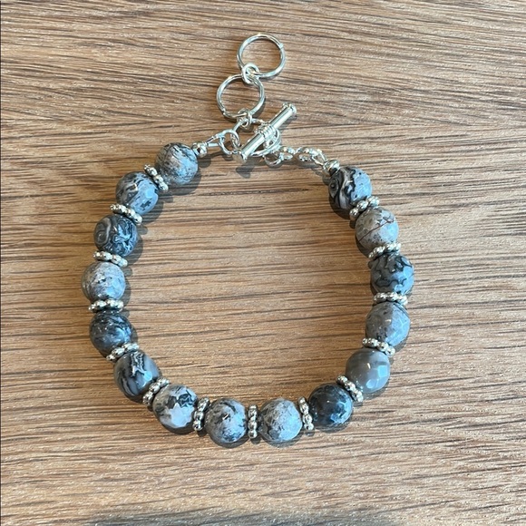 Hand Crafted Jewelry - HAND CRAFTED GRAY FACETED AGATE BOHO BRACELET Gray Agate Stones Silver Plate